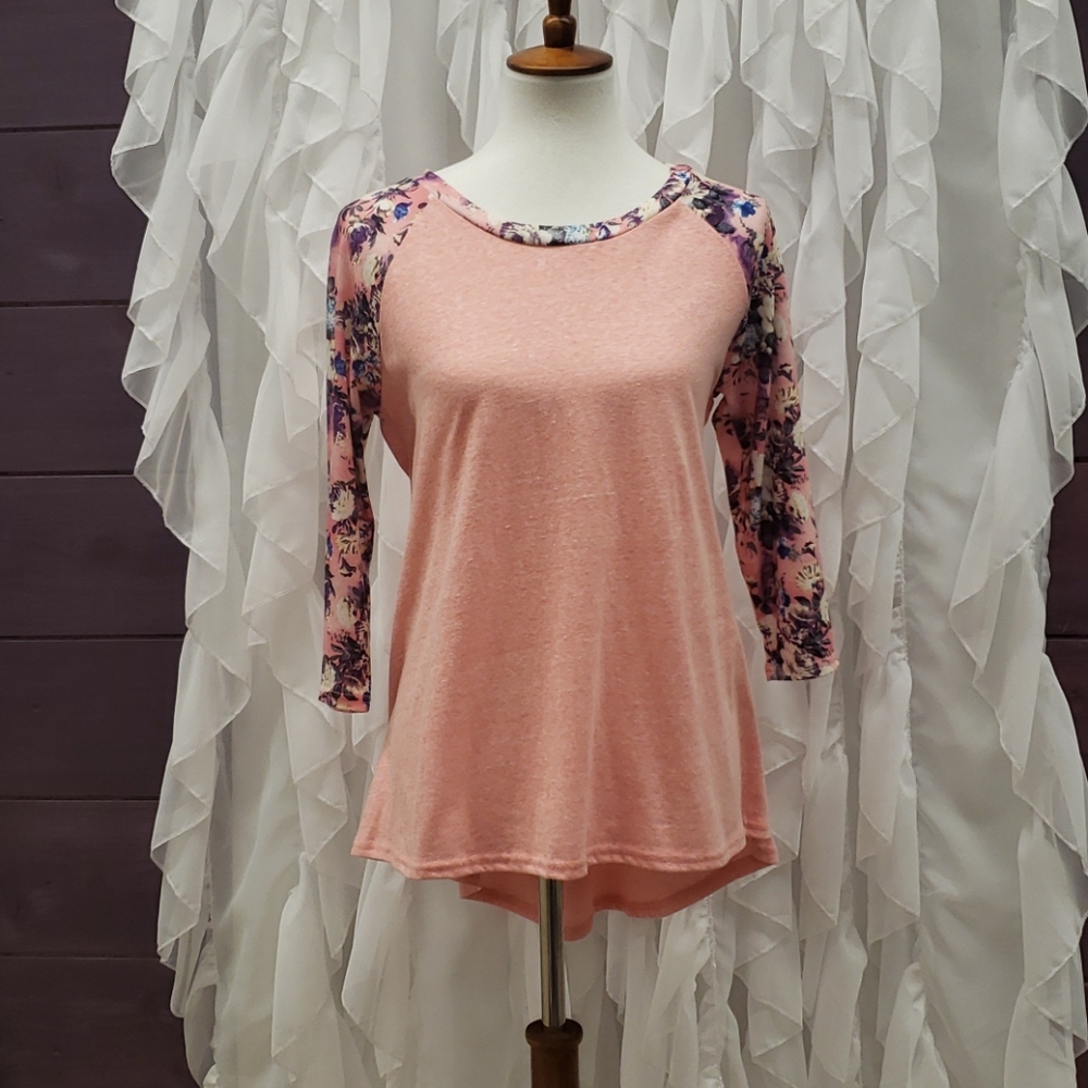 Top,  NWT
